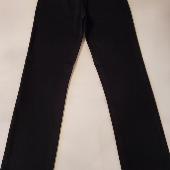 Selling Women's Black Pants with Pockets - Picture 6 of 10